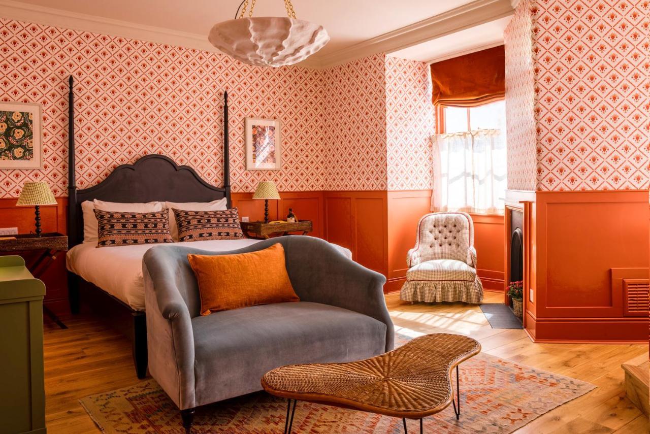 The Mitre, Hampton Court Hotel Kingston upon Thames  Bagian luar foto A bedroom at The Mitre