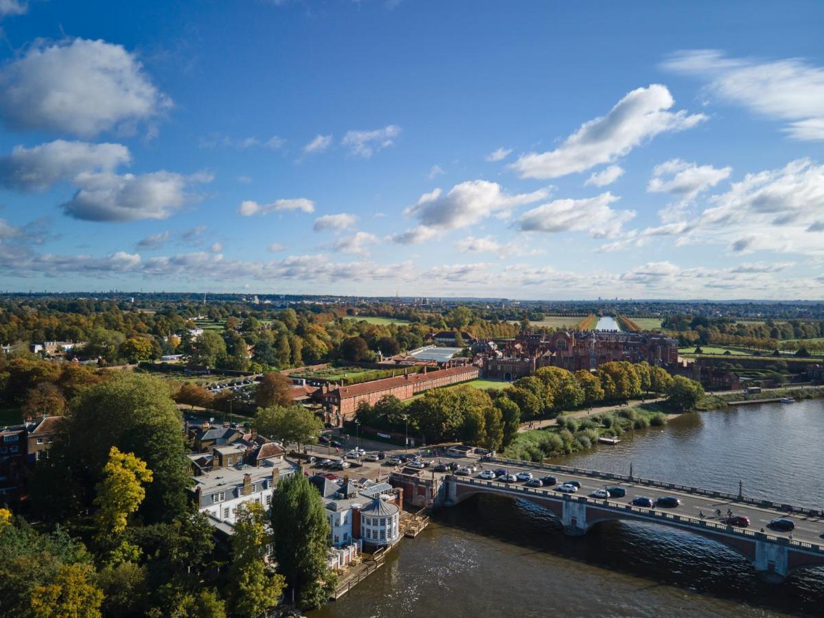 The Mitre, Hampton Court Hotel Kingston upon Thames  Bagian luar foto The River Thames at Hampton