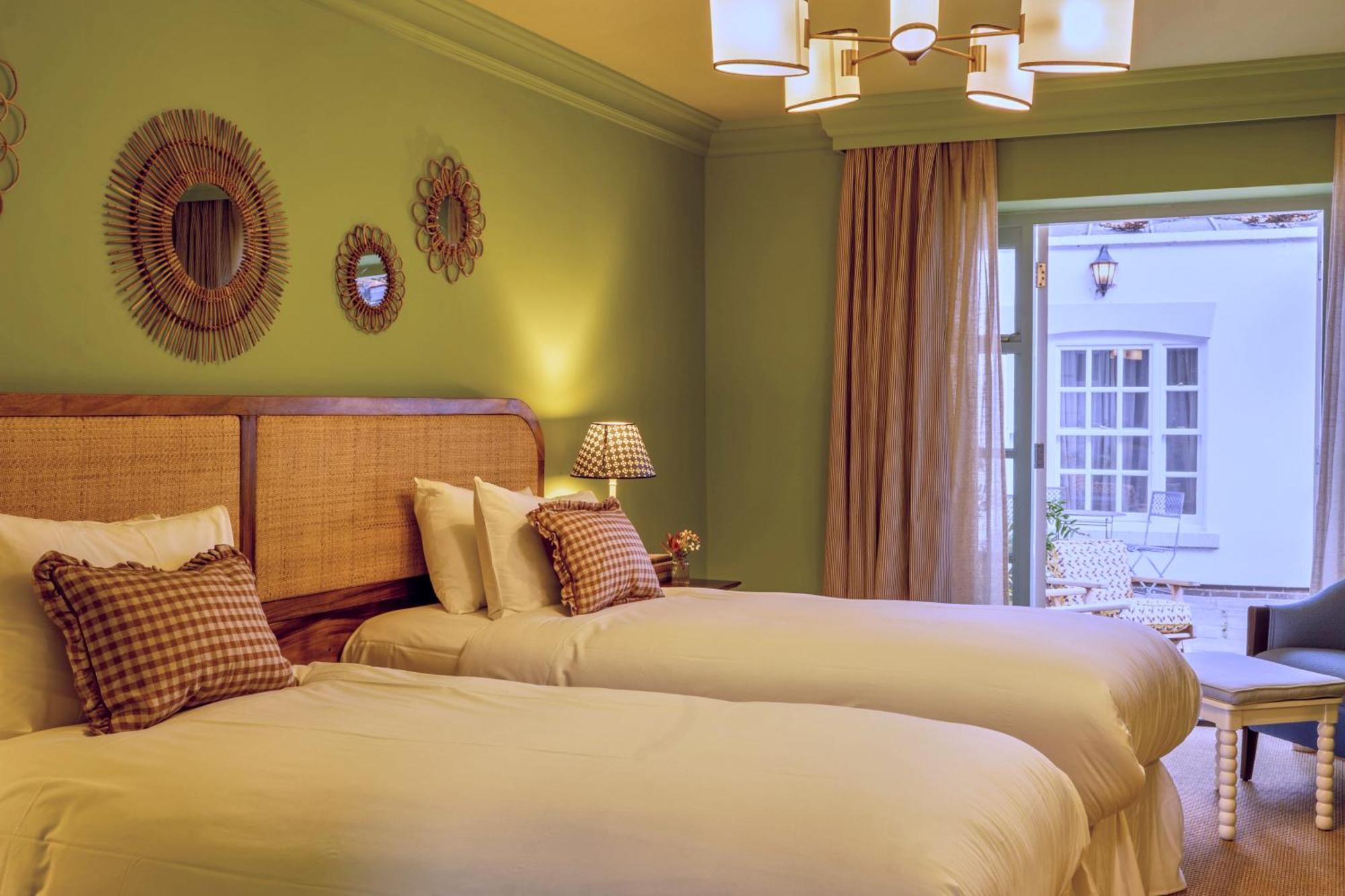 The Mitre, Hampton Court Hotel Kingston upon Thames  Bagian luar foto A room at the hotel